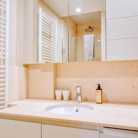 아파트 Seaview Two Bedroom *